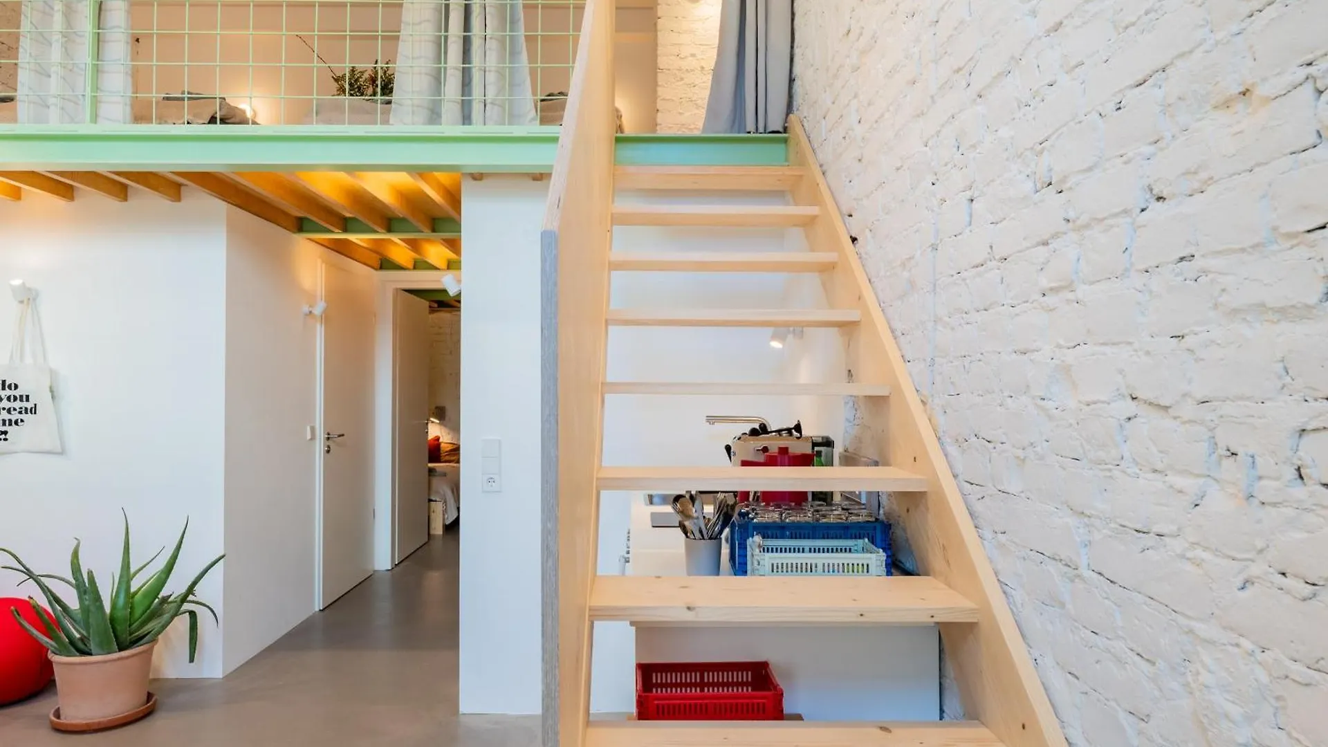 Architektur Wohnung In Mitte - Brunnenstr Берлин 0*,